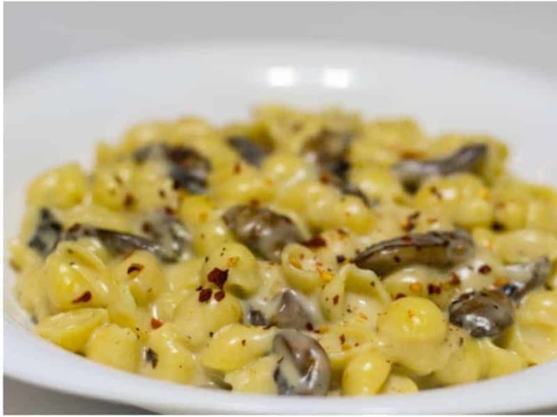 Gouda, Mushroom, &amp;amp; Truffle Salt Mac &amp;amp; Cheese — Vanlife Eats